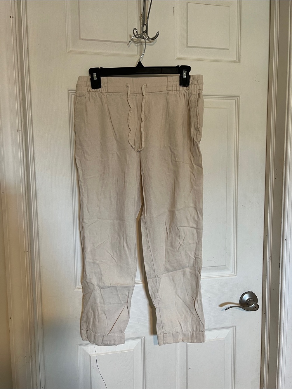 Old Navy Lightweight Drawstring Cropped Pants - Cream